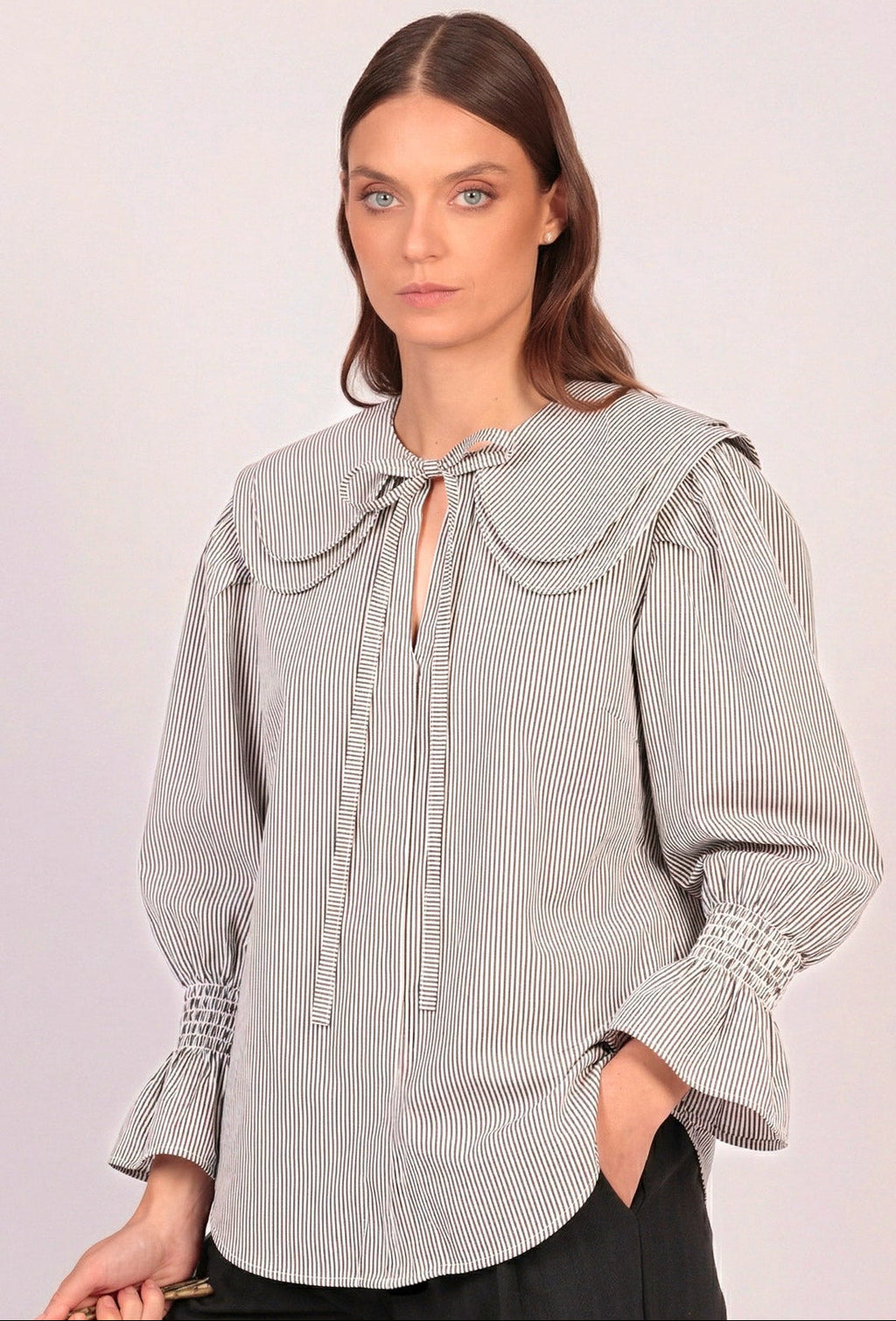 Camisa Naj (rayas negras con blanco)