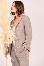 Blazer Vivus (Rayas cafés con blancas)