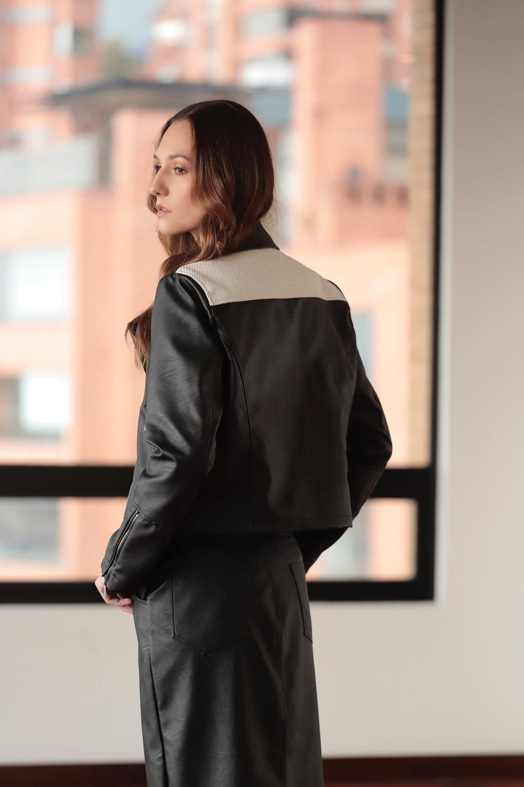 Chaqueta Mangata (Negra)